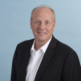 picture of Tom Lewis